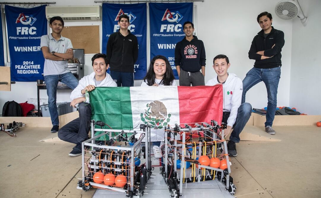 El equipo mexicano está conformado por estudiantes de las preparatorias de la Universidad Panamericana y del Tecnológico de Monterrey de San Luis Potosí. (GERMÁN ESPINOSA. EL UNIVERSAL)