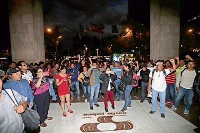 Morena, PT y PES, con el enemigo en casa