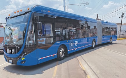 Esquivan obstáculos en ruta alterna del Trolebús Santa Martha-Chalco