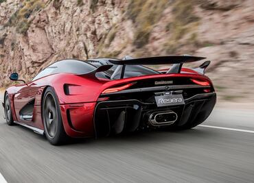 Koenigsegg lanza su propia película online