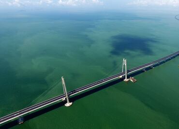 El puente sobre el mar más largo del mundo está en China y será inaugurado este martes