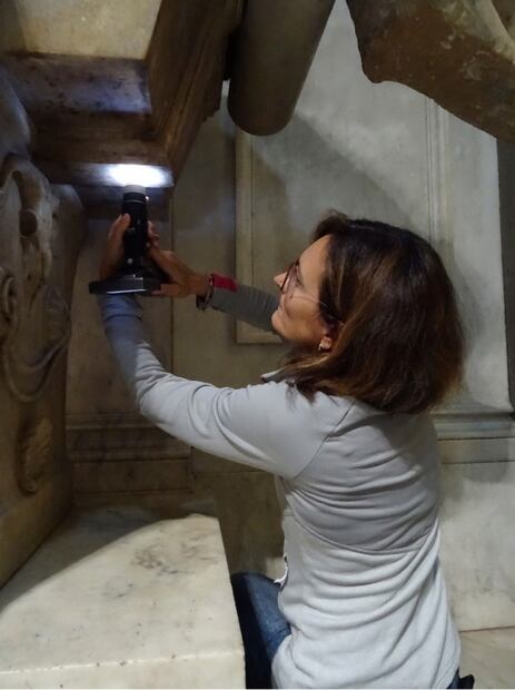 Llevó ocho años limpiar con bacterias las capillas Mediceas de Miguel Ángel