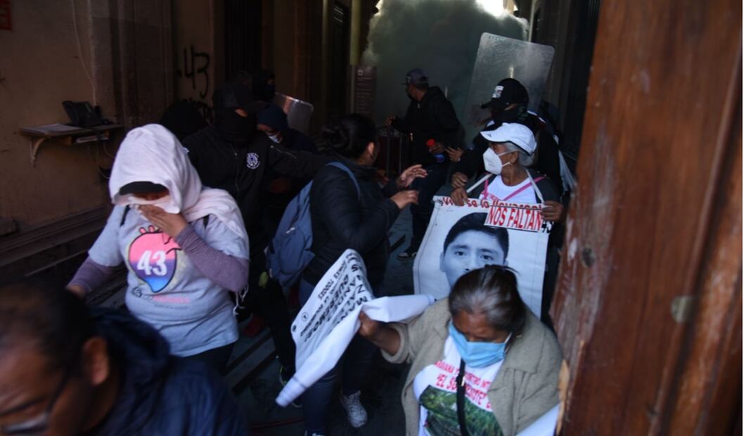 Al enterarse de la irrupción de los normalistas de Ayotzinapa, el presidente Andrés Manuel López Obrador dijo que serán recibidos por el subsecretario de Gobernación, Félix Arturo Medina Padilla. Foto: Iván Montaño