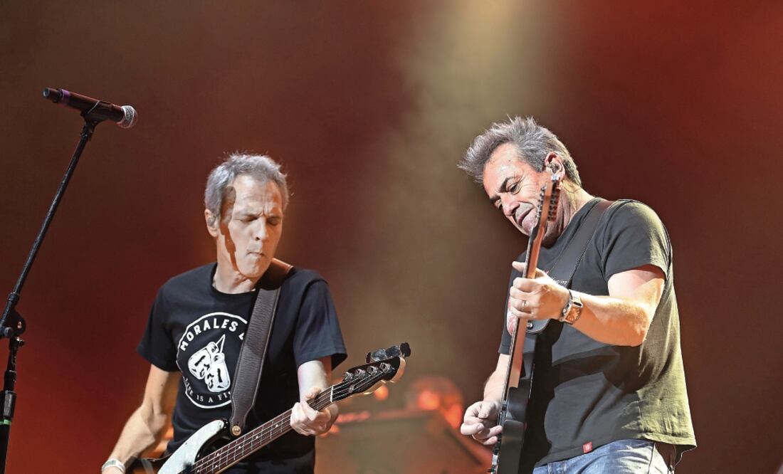 El show de los Hombres G demostró que el Vive Latino reúne actualmente a un público de diferentes generaciones (ALEJANDRO ACOSTA. EL UNIVERSAL)