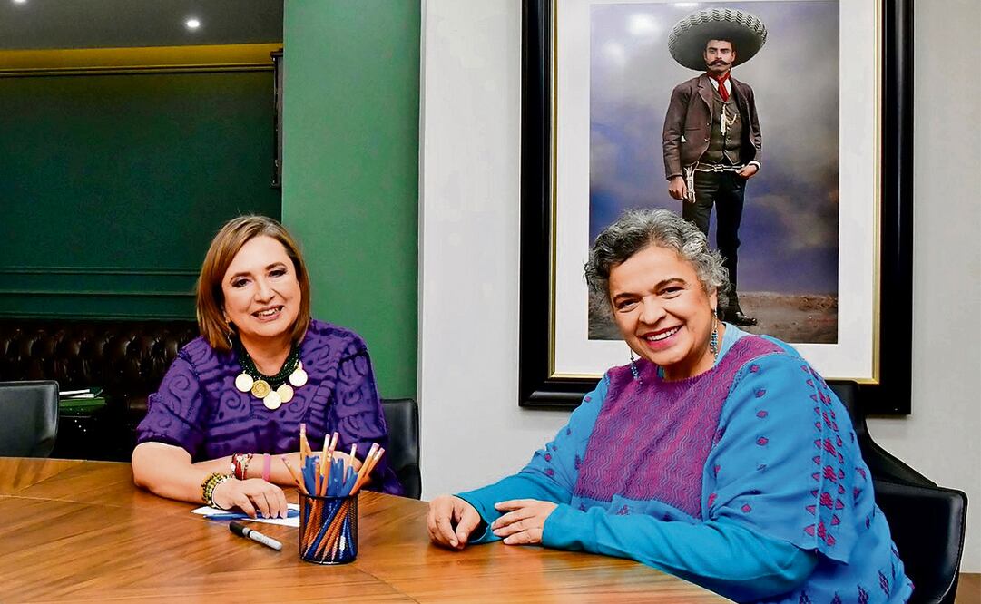 En la reunión que sostuvieron en la sede del PRI, Xóchitl Gálvez invitó a Beatriz Paredes a sumarse a su proyecto rumbo a la elección presidencial de 2024. La priista dijo que es momento de seguir adelante. Foto: Especial