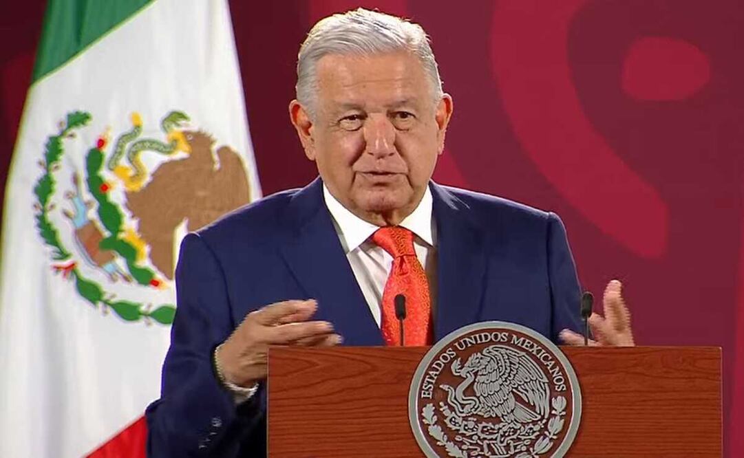 AMLO pide a dirigentes que no haya corrupción e influyentismo en entrega de nuevas plazas en Pemex