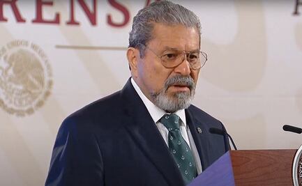 Exdirector del AICM exhibe en mañanera a aerolíneas que no pagaban Tarifa de Uso de Aeropuerto