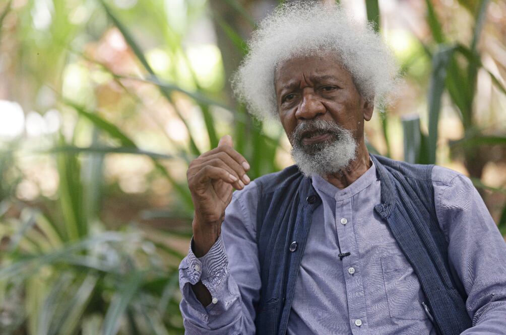 Wole Soyinka, escritor nigeriano, Premio Nobel de Literatura en 1986.
Foto: AP / Sunday Alamb