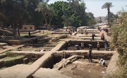 Hallan lajas con inscripciones de dioses egipcios