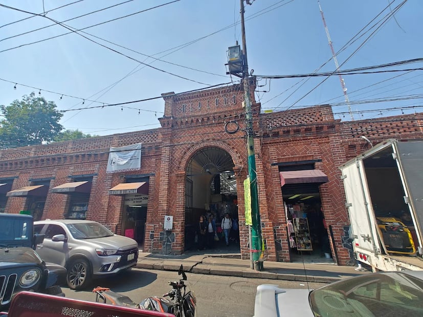 Este mercado se encuentra en el Centro Histórico de Tlalpan y es el más antiguo de la ciudad. Foto: Adrián Gallardo Google