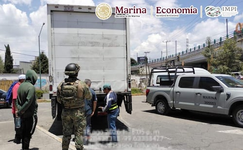 Marina e IMPI retiran 90 mil productos apócrifos en cinco entidades; aseguran prendas y artículos con marcas registradas