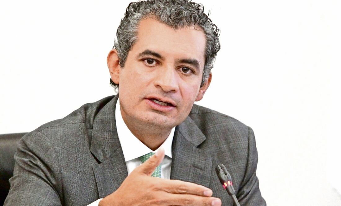 Enrique Ochoa afirma que la principal responsabilidad del PRI es ser un partido que promueva la transparencia y rendición de cuentas (ARCHIVO EL UNIVERSAL)
