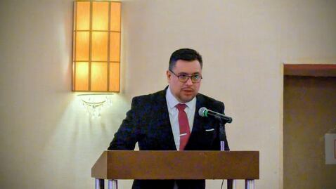 Regulación del sector financiero debe ser rigurosa y con certidumbre, afirma presidente de la CNBV 