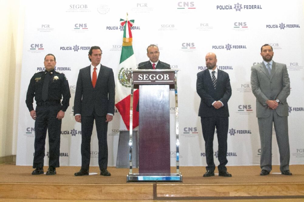 El titular de Gobernación, Alfonso Navarrete Prida, afirma que no existen las condiciones operativas y tácticas para retirar al Ejército de las calles. (MOISÉS PABLO. CUARTOSCURO)