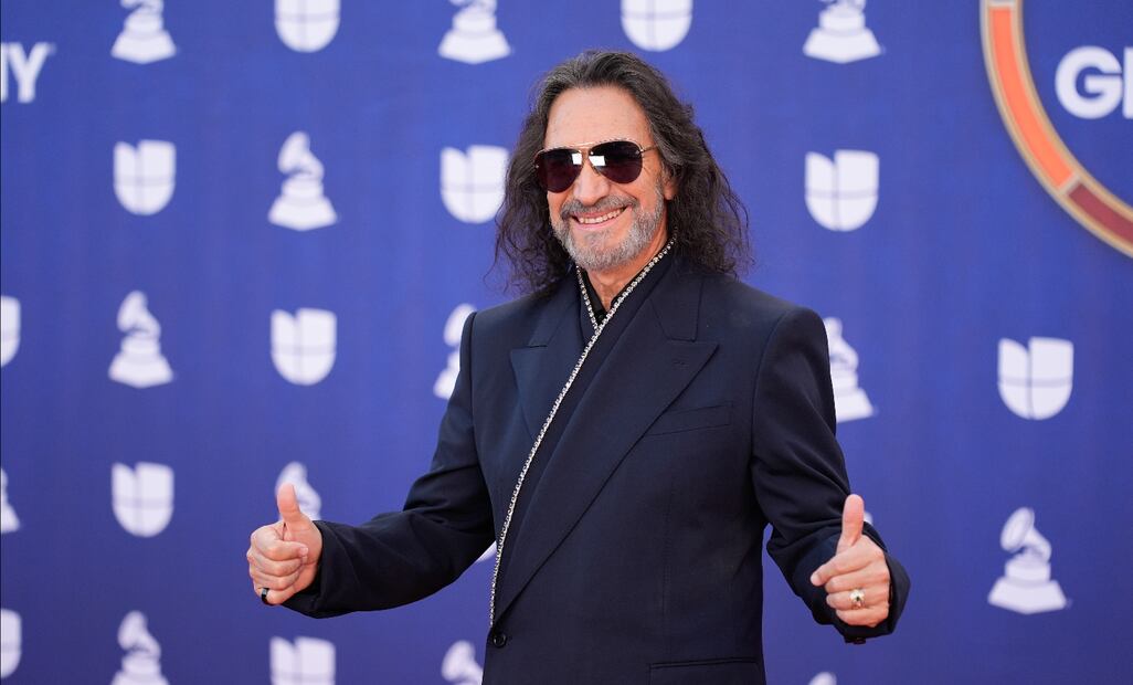 Marco Antonio Solís llegando a los Latin Grammy 2025. Foto: AP/John Locher.