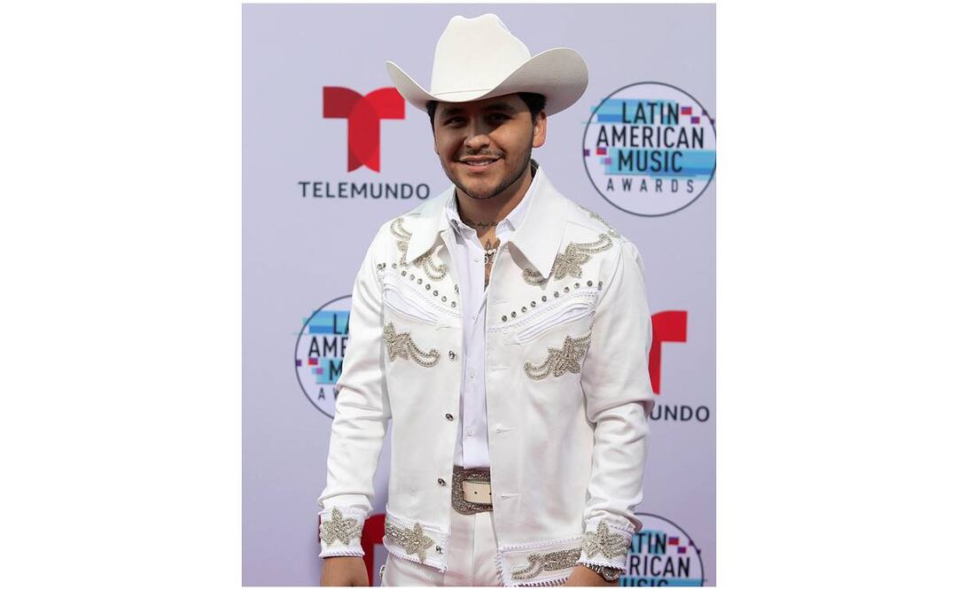 Christian Nodal ha roto recientemente con la cantante Belinda, con la que comenzó su relación en 2020 cuando ambos coincidieron como coaches en el programa de talentos musicales "La Voz". EFE/ Javier Rojas