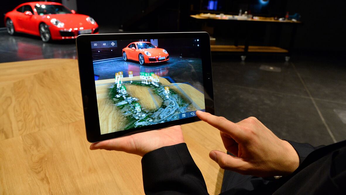 Es una empresa subsidiaria de Porsche AG que recientemente abrió oficinas el Guadalajara.