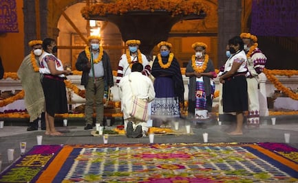 Previo a Día de Muertos, realizan ceremonia tradicional nahua en Palacio Nacional