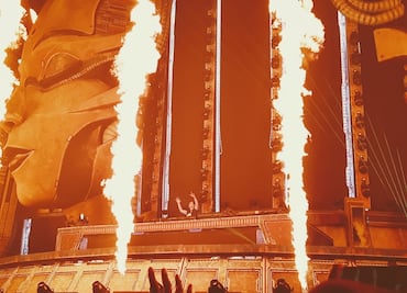 Tiësto incendia con beats de trance y house el EDC
