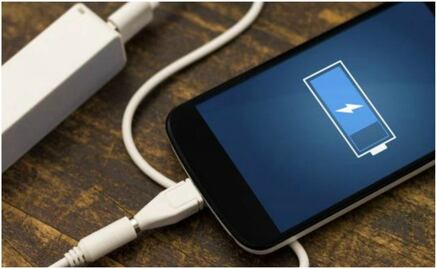 Qué pasa si dejas conectado el cargador del celular todo el tiempo
