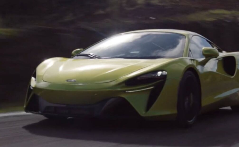 ¿Crisis? McLaren vende emblemática colección de autos históricos