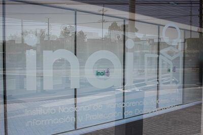 Partidos políticos deben priorizar las acciones para prevenir y combatir la corrupción: INAI