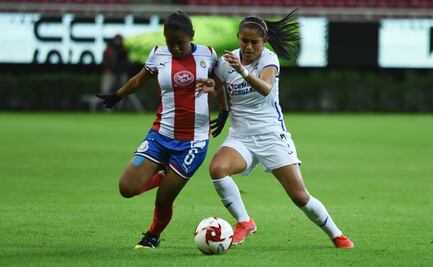 Polémico empate entre Chivas y Cruz Azul en la Liga MX Femenil
