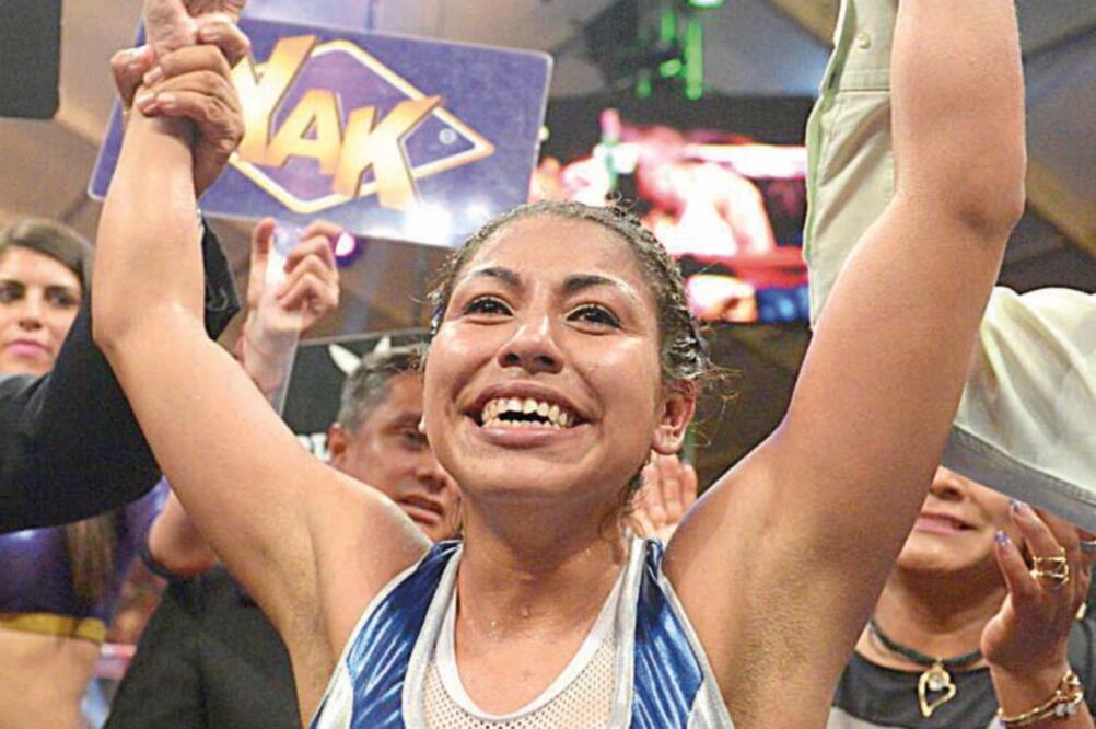 Los jueces vieron: 100-90, 97-93 y 91-99, a favor de la mexiquense (CORTESÍA PEPE RODRÍGUEZ CMB)