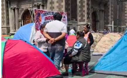 Frente de Lucha Indígena bloquean calle 20 de noviembre en Centro Histórico; piden que les den vivienda