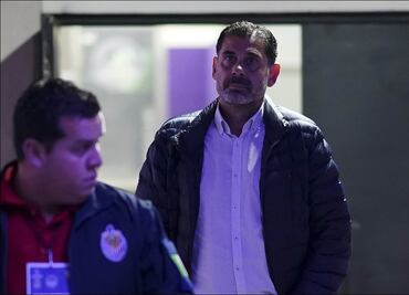 Fernando Hierro ya habría dicho adiós a Chivas; su destino sería Arabia