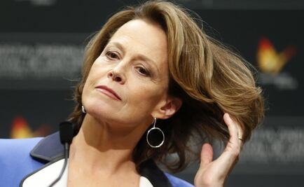 Mujeres fuertes tienen su parte vulnerable: Sigourney Weaver