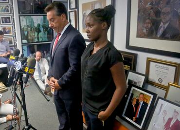 Familia de afroamericano abatido en NY recibirá 4mdd