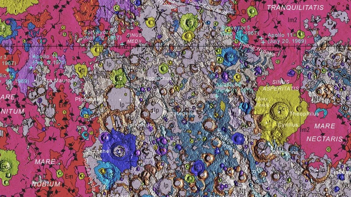 Los colores indican las diferencias en las características del suelo lunar. Foto: Getty Images vía BBC