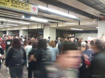 Desalojan estación del metro Balbuena por persona accidentada