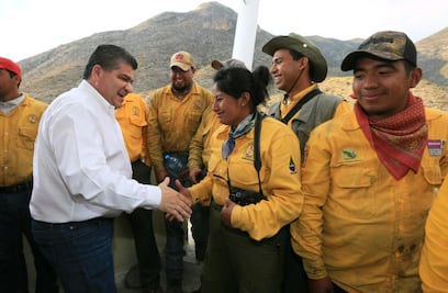 Apagan incendio en Área Protegida, hábitat del Águila Real, en Coahuila
