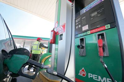 ¿Por qué el gobierno no anunciará otro gasolinazo este viernes?