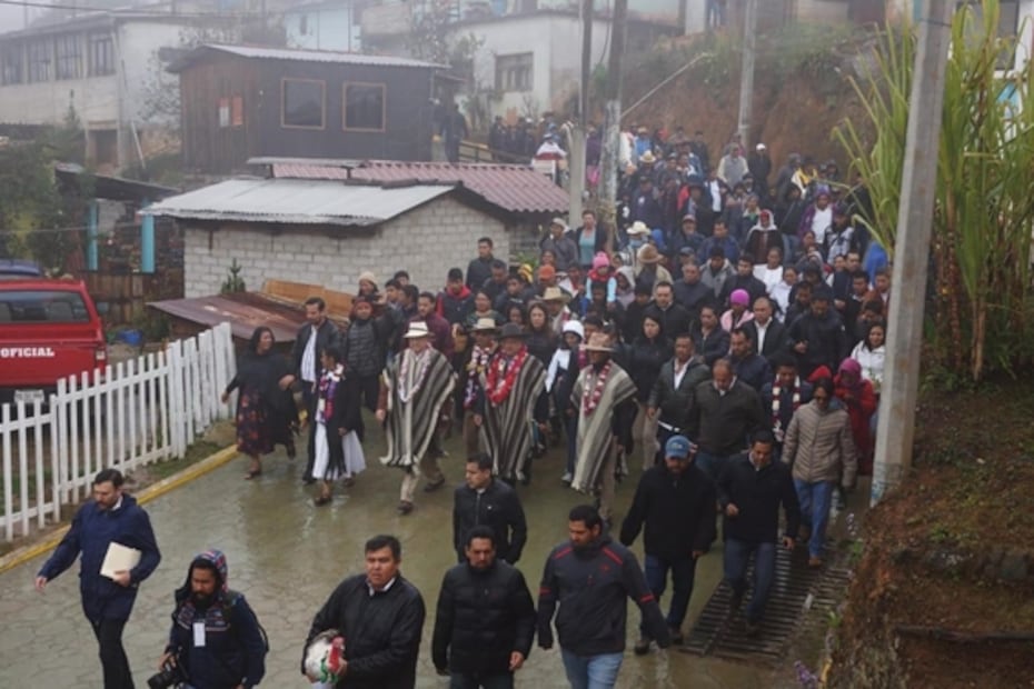Pueblos indígenas de la Sierra Norte de Oaxaca piden a AMLO reconsiderar evento por natalicio de Juárez