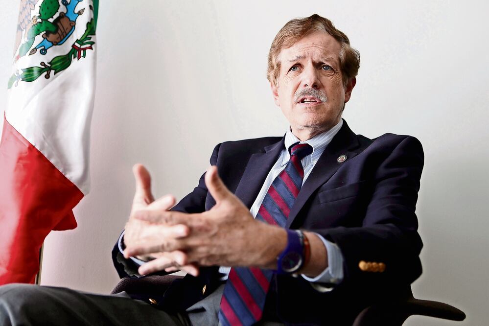 El coordinador de los diputados panistas, Juan Carlos Romero Hicks. Foto: Archivo