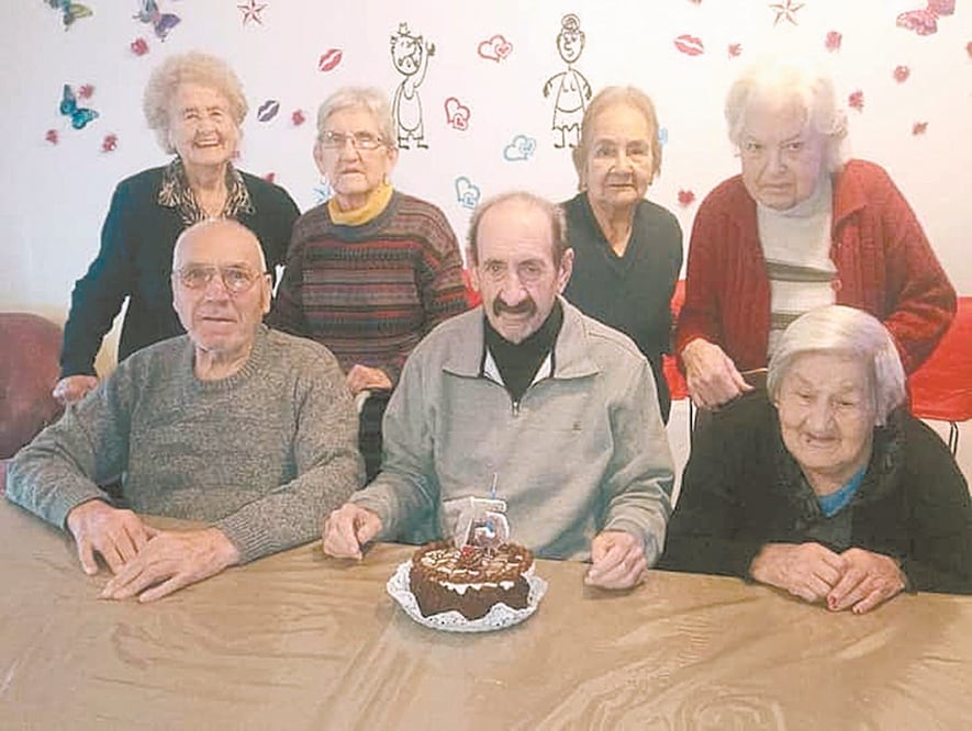 En el Hogar Mis Nonas, en Buenos Aires, esperan volver a tener sus reuniones con amigos y familiares. Fotos: CORTESÍA HOGAR MIS NONAS