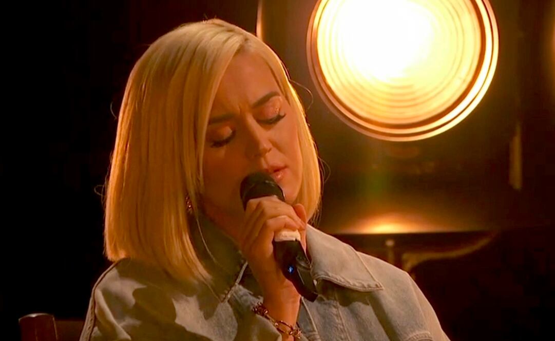 Katy Perry durante su participación en los American Music Awards. Foto: ABC via AP, archivo