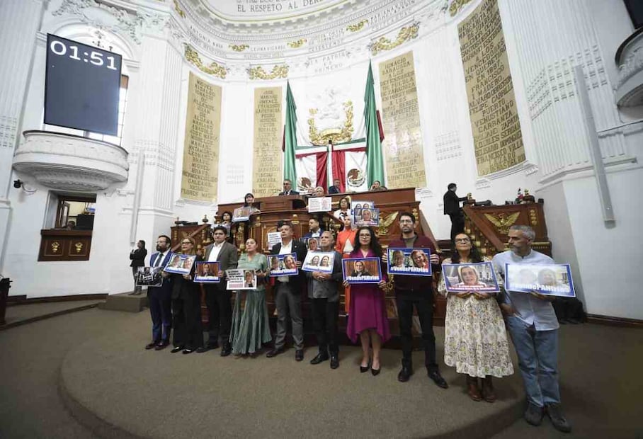 Esta discusión, en la que se enfrascaron diputados de Morena y el PAN, fue criticada en rueda de prensa por el presidente de la Mesa Directiva, Jesús Sesma. Foto: Especial