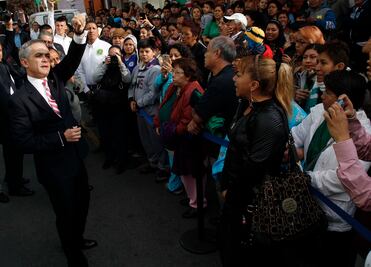 Salario mínimo debe ser de $82.86: Mancera