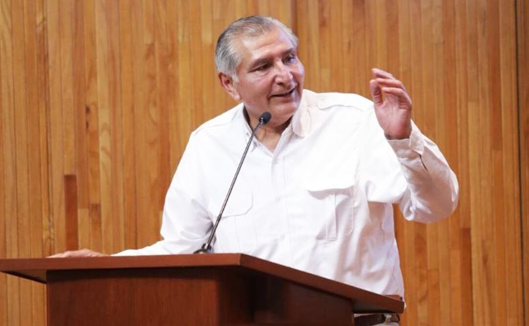 El extitular de Gobernación inició su gira en Guadalajara, para buscar la candidatura de Morena / Foto: Especial