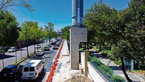 En la mira, soportes de L invertida  en L3 de Cablebús