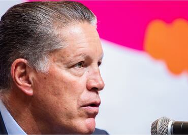 Ricardo Peláez ya buscó al Tuca Ferretti para las Chivas