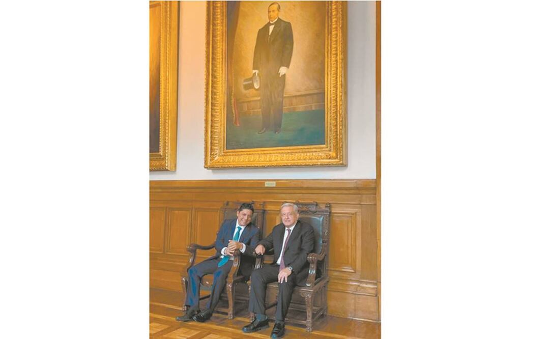 El Presidente y el gobernador electo de San Luis Potosí (izq.) conversaron acerca de los programas de Bienestar. Foto: Presidencia