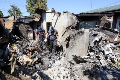 ​Avioneta choca contra una casa en Filipinas; hay 10 muertos