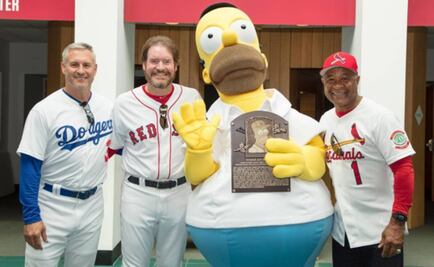 Homero Simpson ingresa al Salón de la Fama del Beisbol