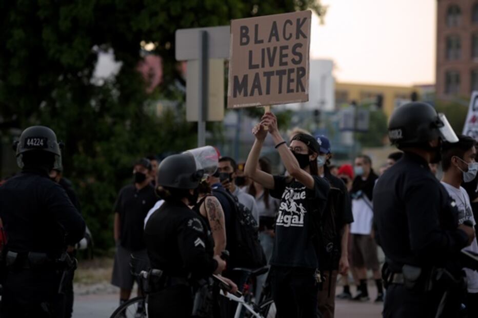 Las fotos de la indignación y la protesta por la muerte de afroamericano en EU