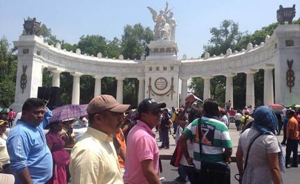 Arriban maestros de la CNTE al Hemiciclo a Juárez